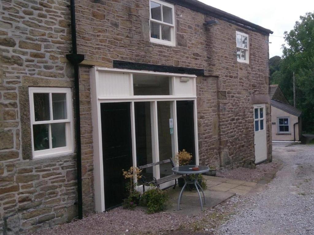 The Roebuck Hotel Chapel en le Frith Exterior photo